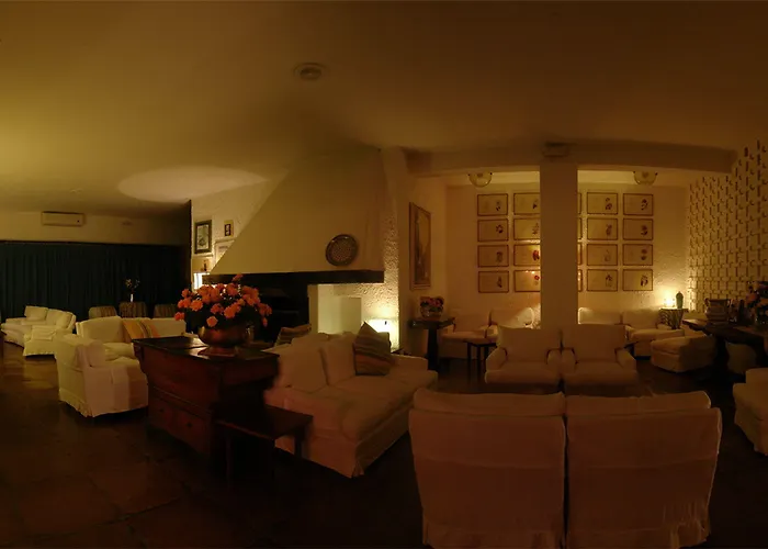 Della Baia Hotell 4*